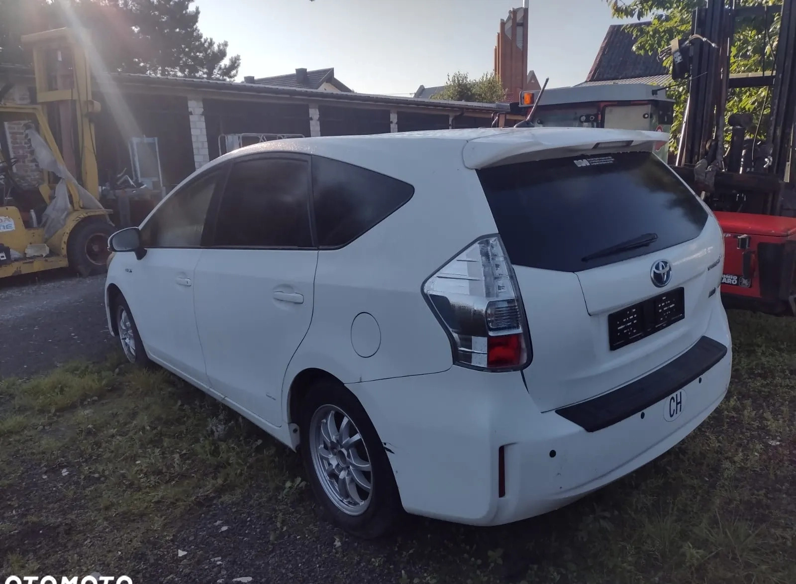 Toyota Prius cena 39900 przebieg: 130000, rok produkcji 2012 z Nowogrodziec małe 11